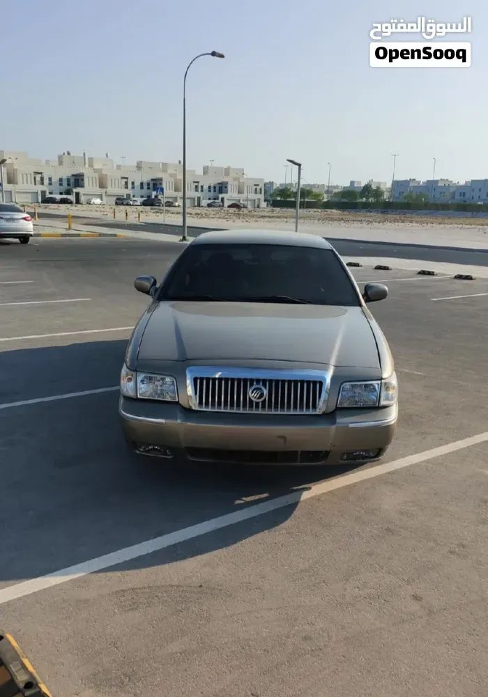 Ford Crown Victoria
