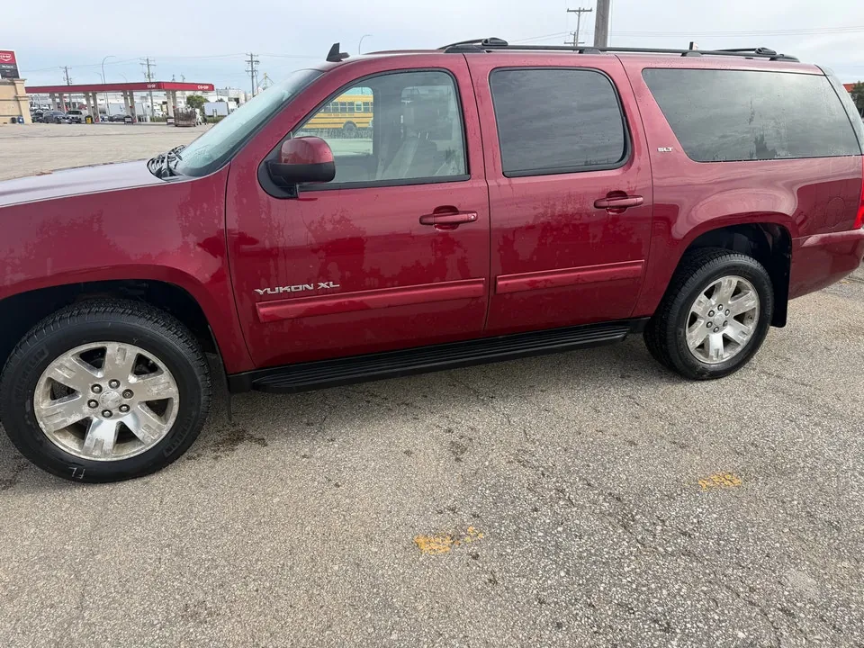 GMC Yukon 2010 photo 5