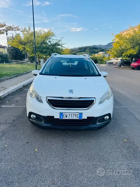 Peugeot 2008 2014 photo 2