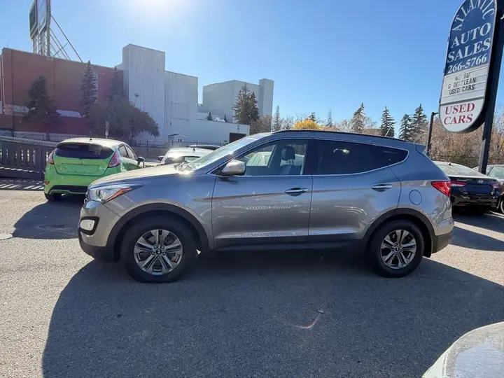 Hyundai Santa Fe 2016 photo 3