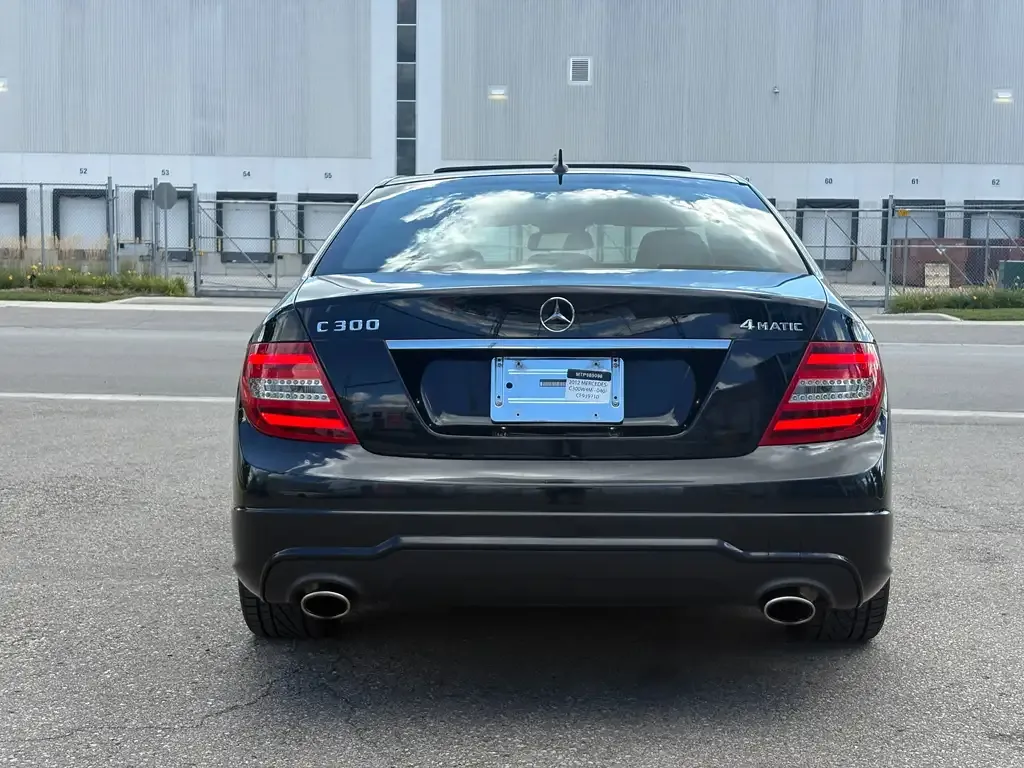 Mercedes-Benz C-Class 2012 photo 5