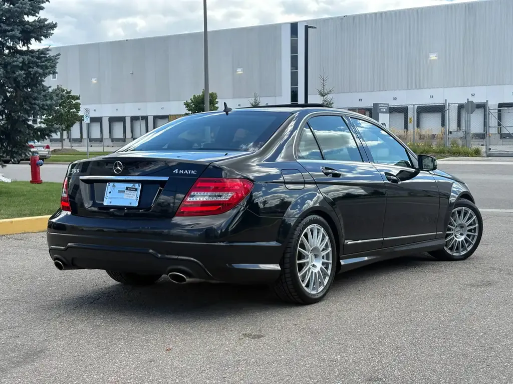 Mercedes-Benz C-Class 2012 photo 4
