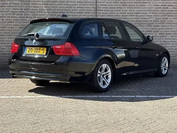 BMW 316I 2009 photo 2