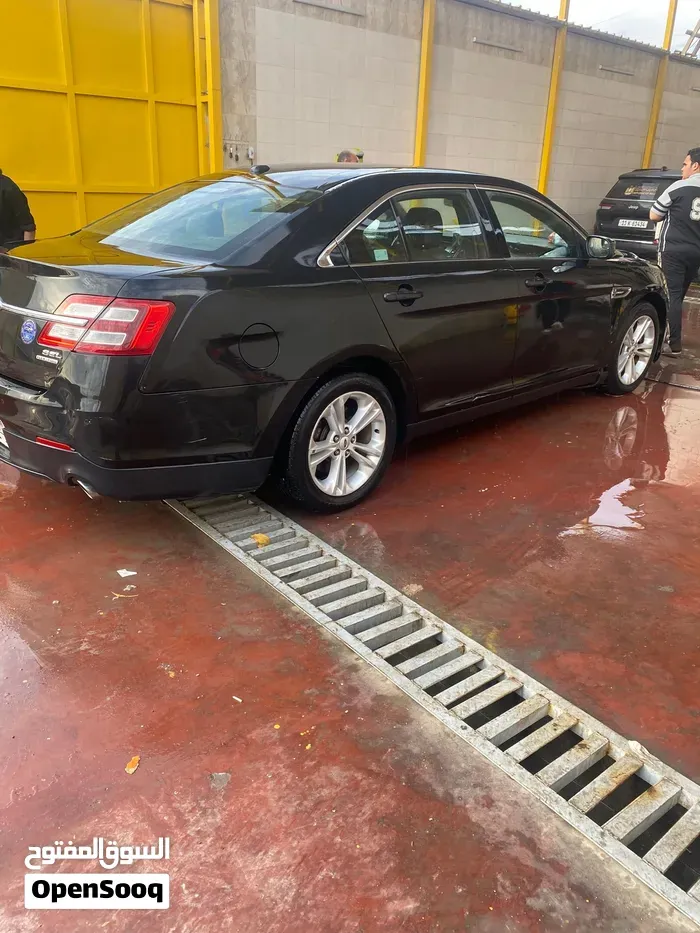 Ford Taurus 2013 photo 3