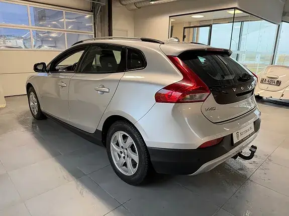 Volvo V40 Cross Country 2017 photo 4