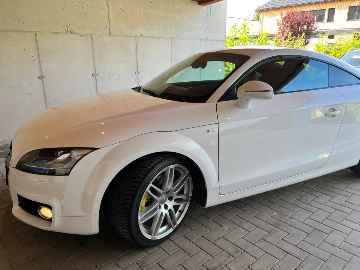 Audi Tt 2012 photo 3