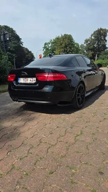 Jaguar Xe