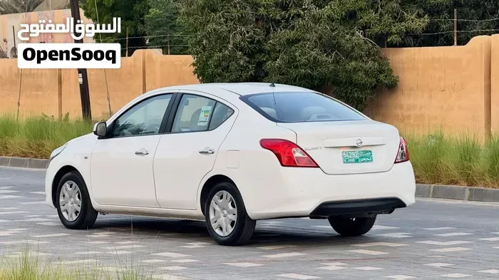 Nissan Sunny 2022 photo 4