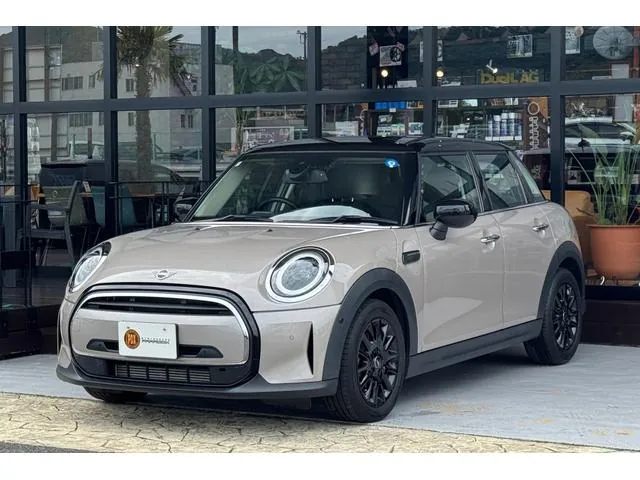 Mini Cooper 2023 photo 2