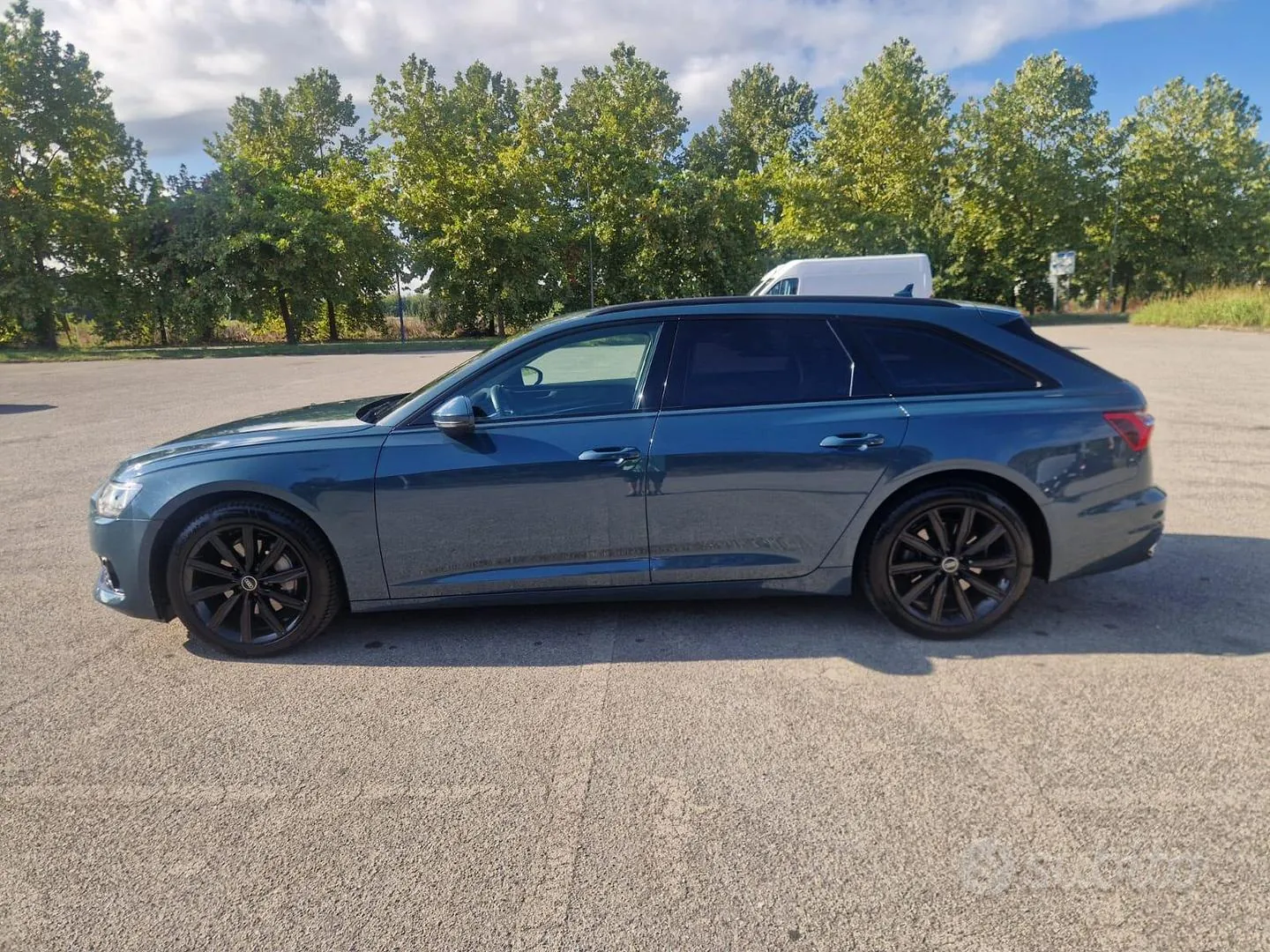 Audi A6 2021 photo 2