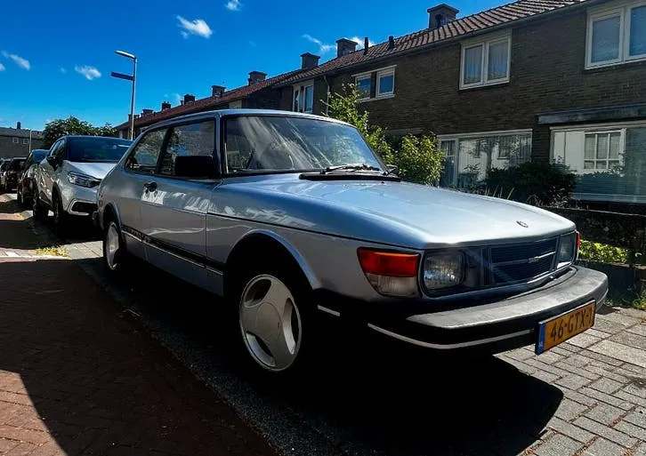 Saab 90