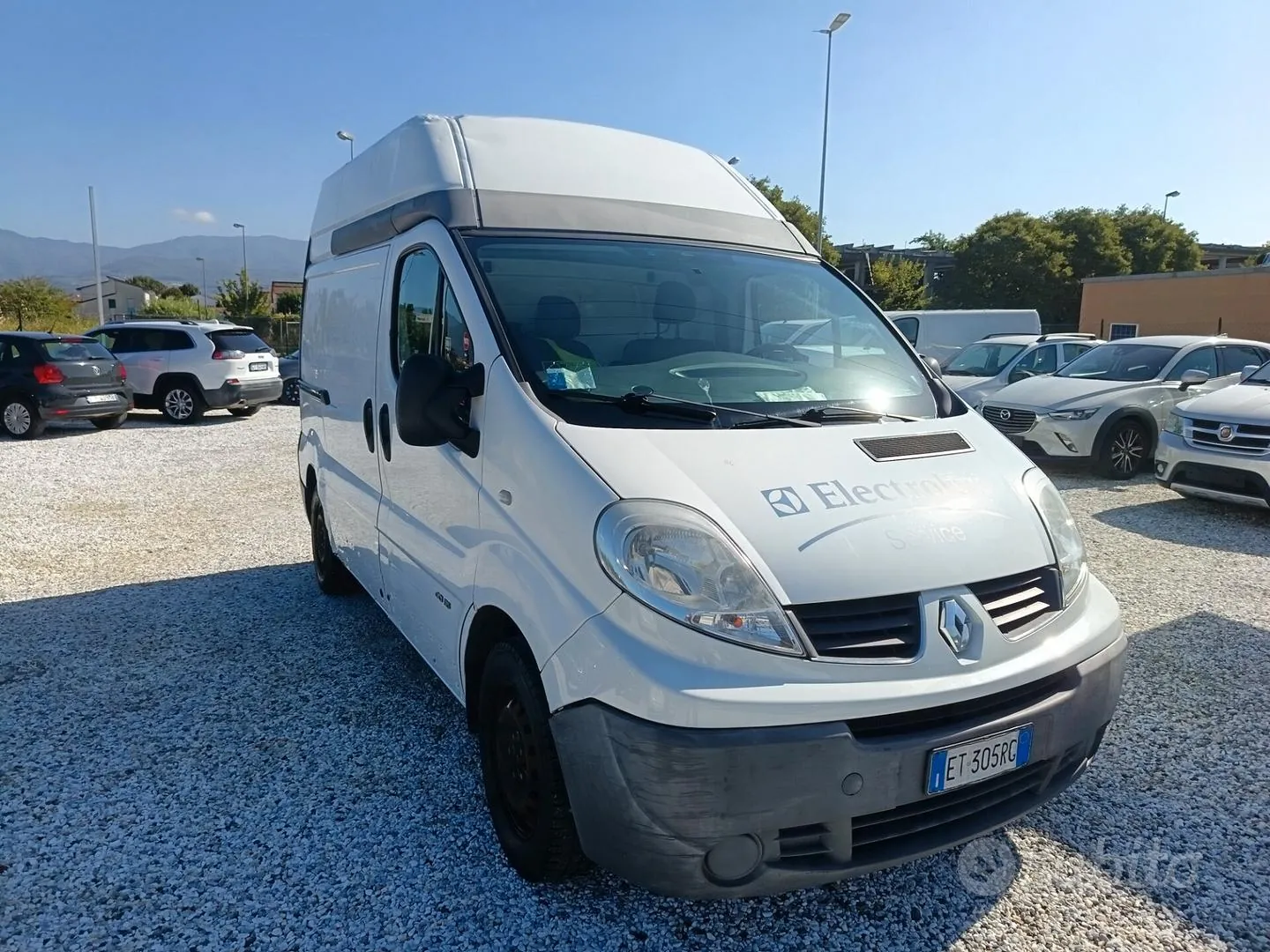 Renault Trafic 2014 photo 3