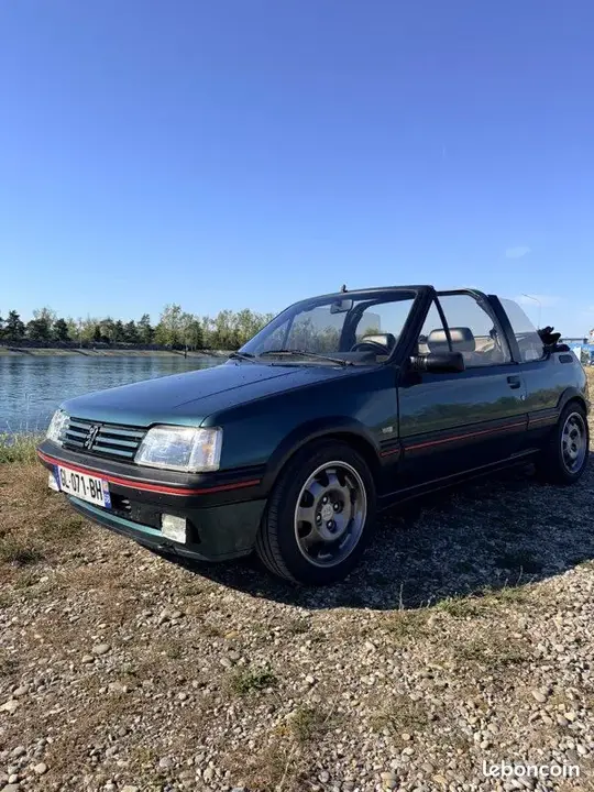 Peugeot 205