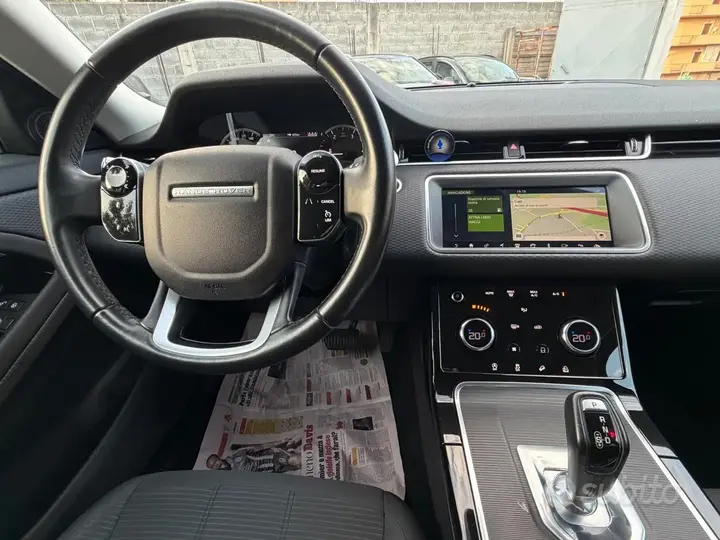 Land Rover Range Rover Evoque 2020 photo 5
