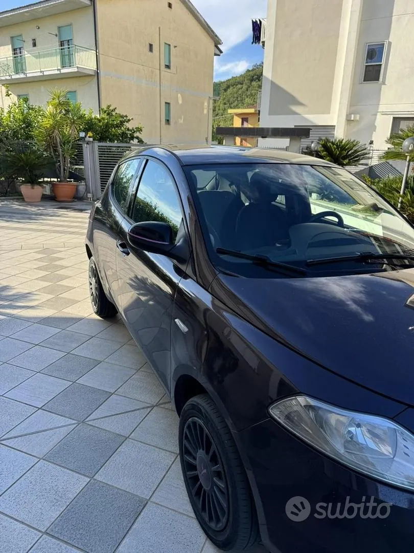 Lancia Ypsilon 2013 photo 3