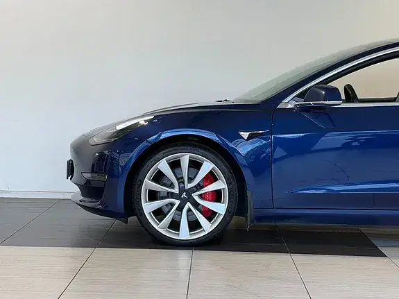 Tesla Model 3 2019 photo 3