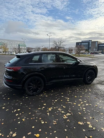 Audi Q4 E-Tron 2022 photo 4