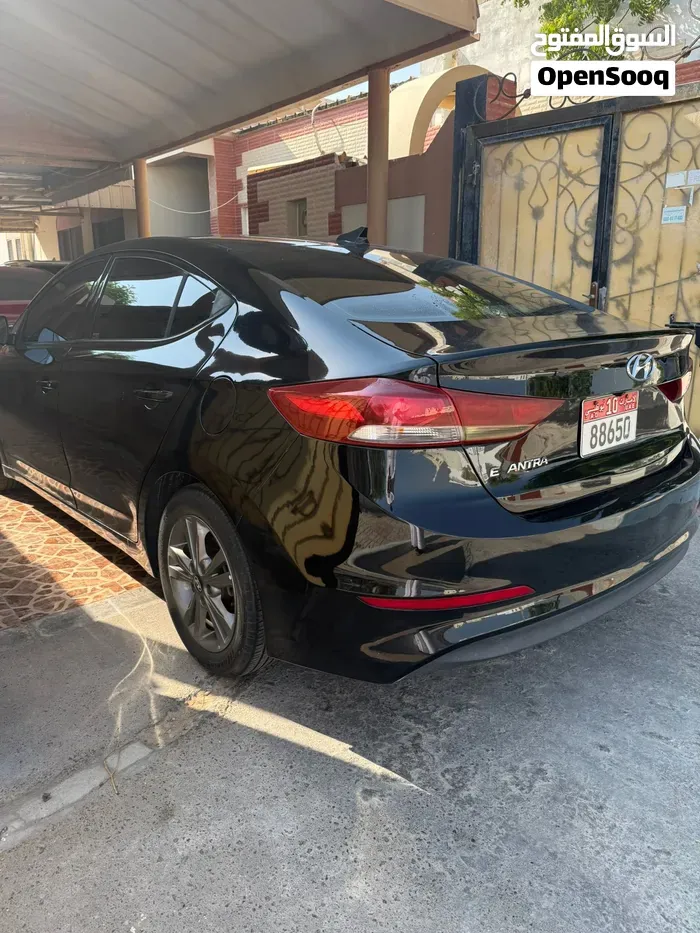 Hyundai Elantra 2018 photo 4