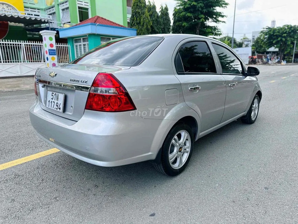 Chevrolet Aveo 2014 photo 3