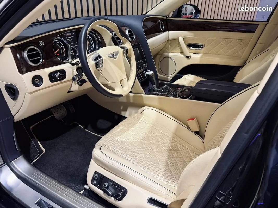 Bentley Flying Spur 2018 photo 3