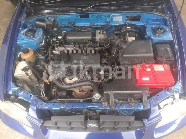 Hyundai Accent 2000 photo 5
