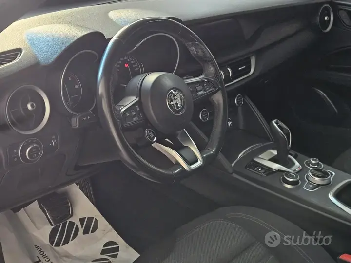 Alfa Romeo Stelvio 2022 photo 5
