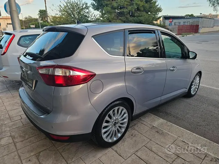 Ford C-Max 2012 photo 4