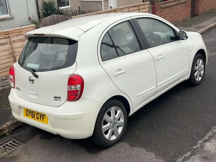 Nissan Micra 2012 photo 3
