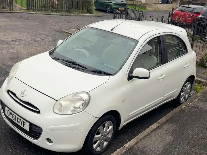 Nissan Micra 2012 photo 2