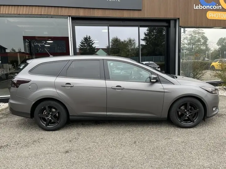 Ford Focus 2017 photo 2