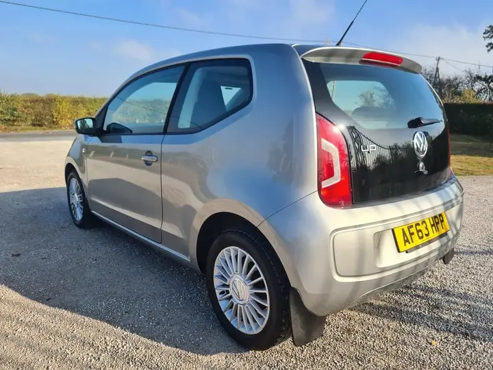 Volkswagen Up 2013 photo 5