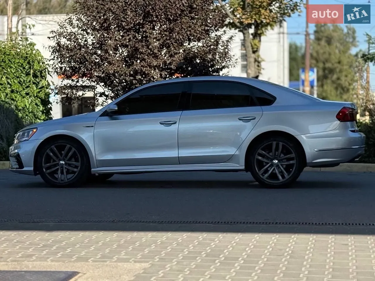 Volkswagen Passat 2018 photo 3