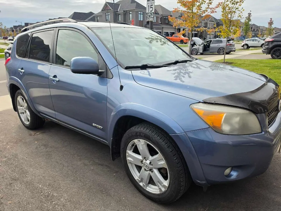 Toyota Rav4 2007 photo 2