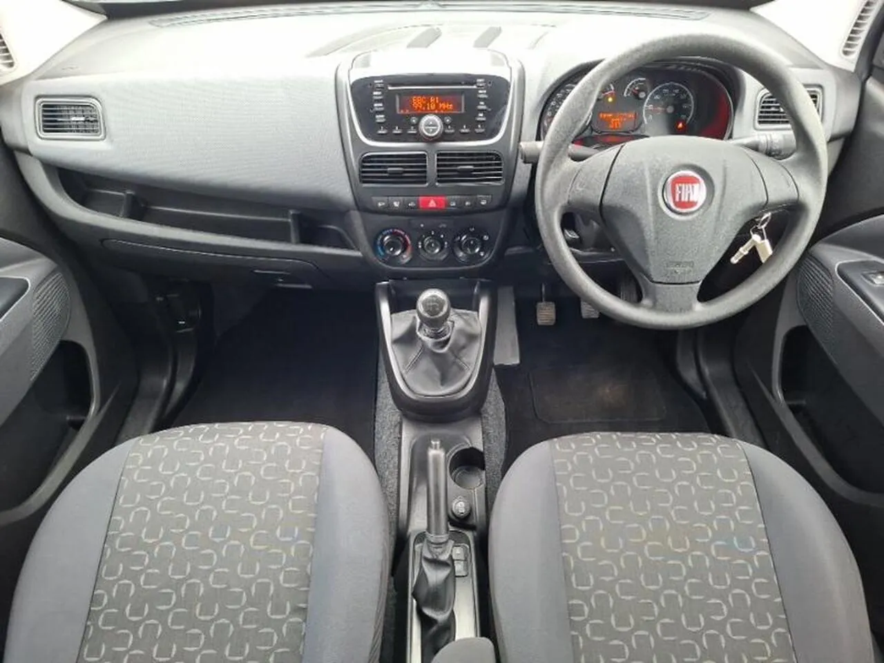 Fiat Doblo 2014 photo 3