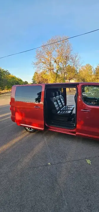 Peugeot Traveller 2017 photo 2