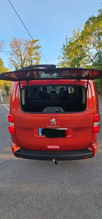 Peugeot Traveller 2017 photo 3