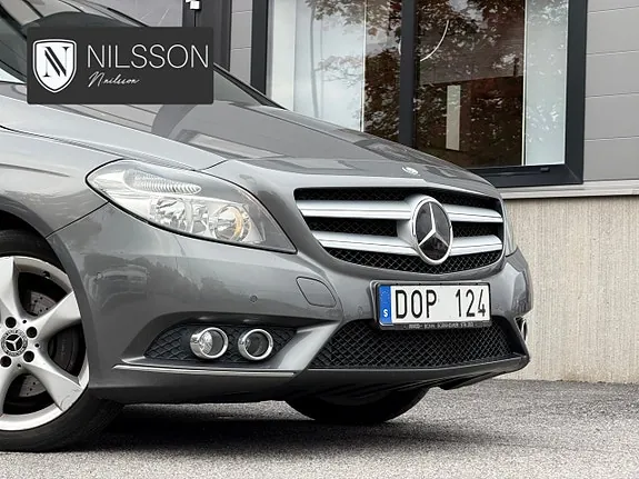 Mercedes-Benz B180 2012 photo 4