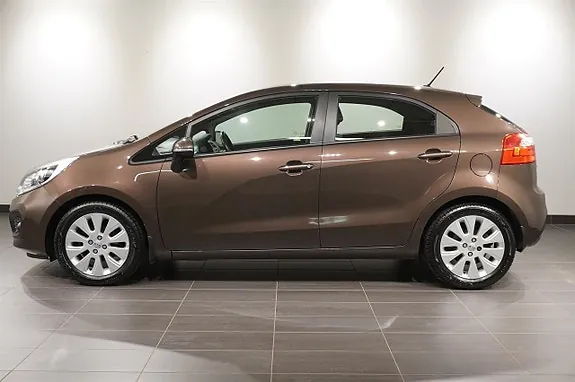 Kia Rio 2013 photo 2