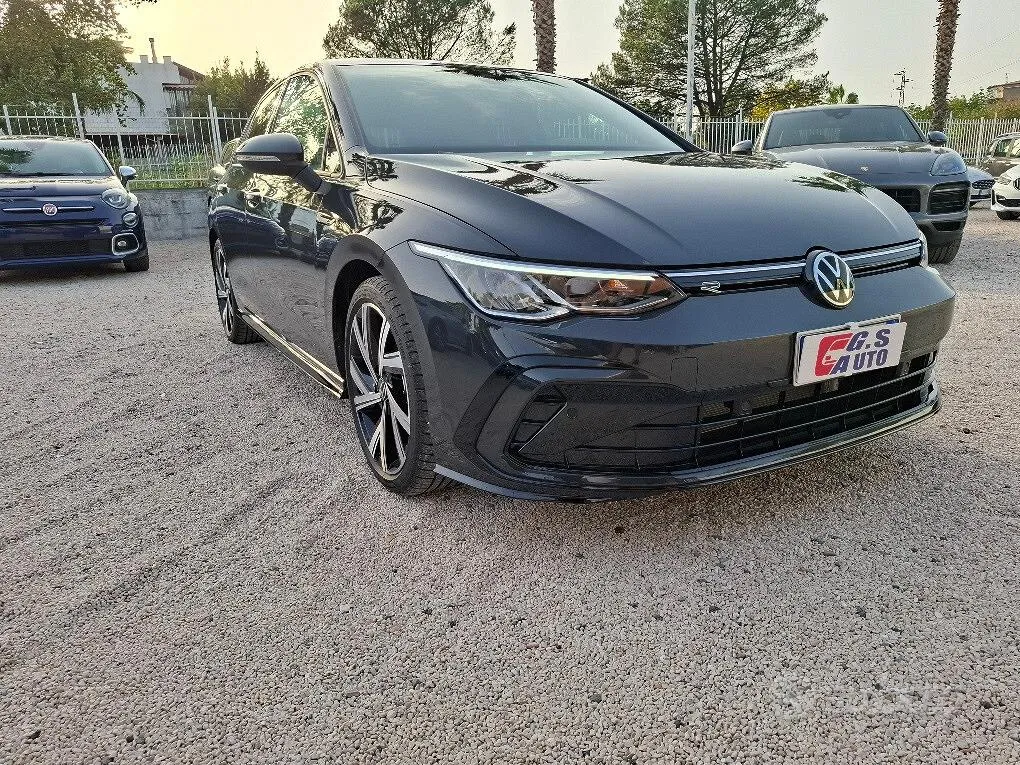 Volkswagen Golf 2024 photo 3