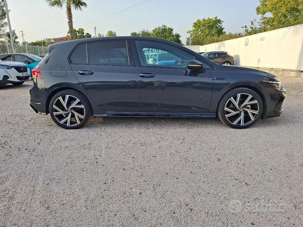 Volkswagen Golf 2024 photo 4