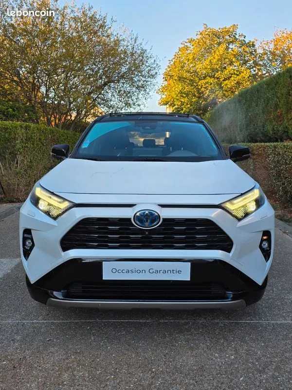 Toyota Rav4 2023 photo 4