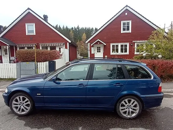 BMW 330Xi
