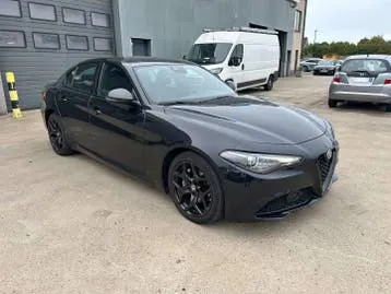 Alfa Romeo Giulia 2019 photo 3