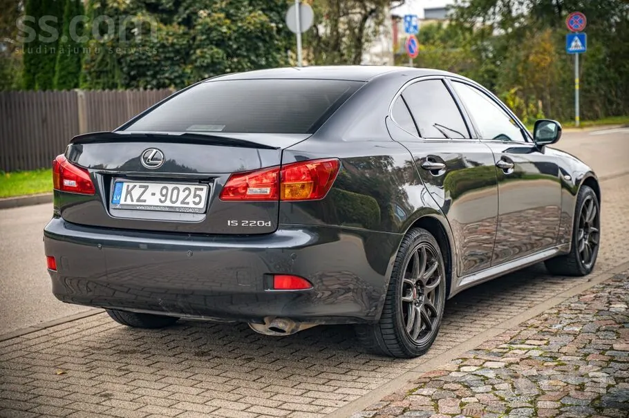 Lexus Is 2007 photo 4