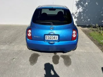 Nissan March 2005 photo 3