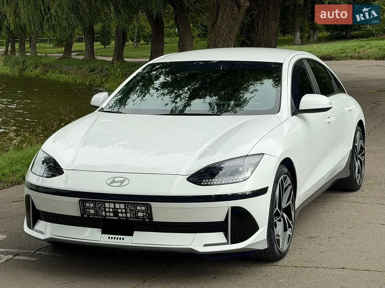 Hyundai Ioniq 6 2025 photo 4