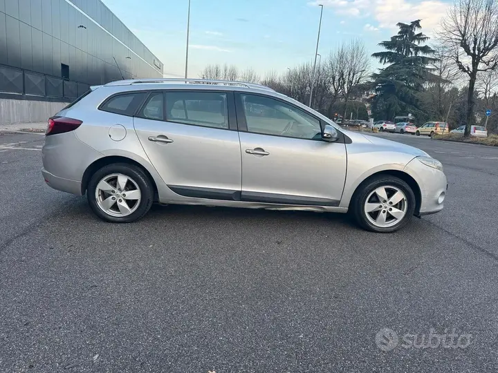 Renault Megane 2010 photo 5