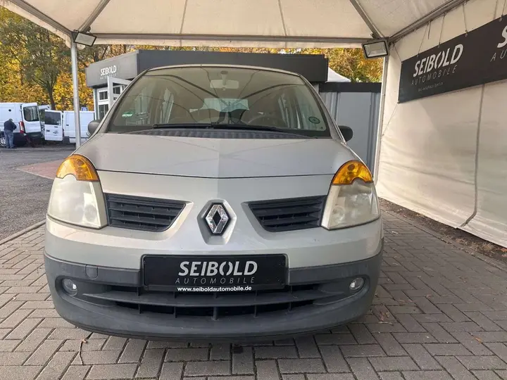 Renault Modus 2005 photo 2