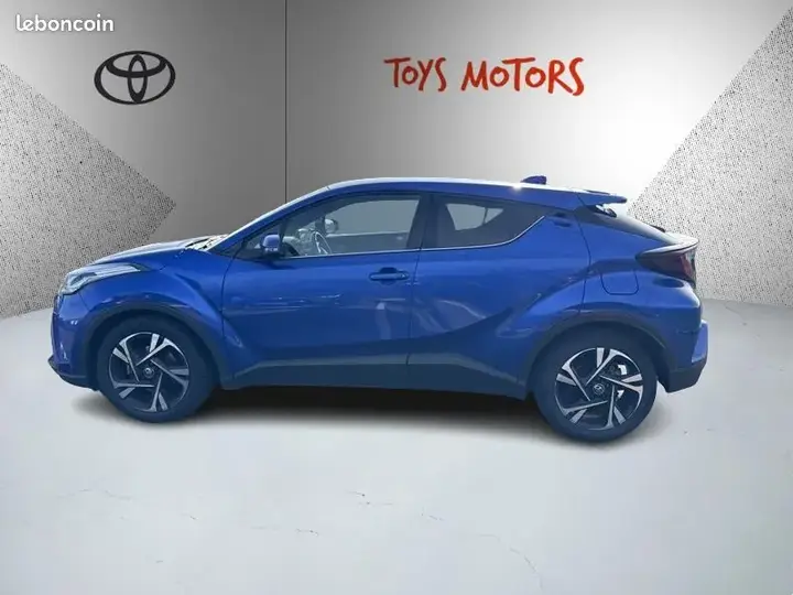 Toyota C-Hr 2022 photo 2