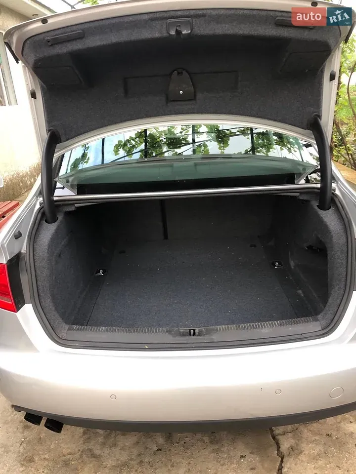 Audi A4 2008 photo 5